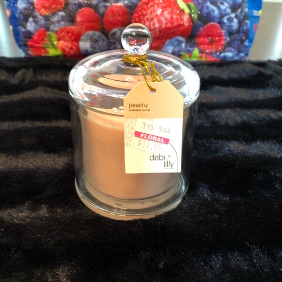 debi lilly Accents New Peachy Scented Candle With Cover X4 Poshmark